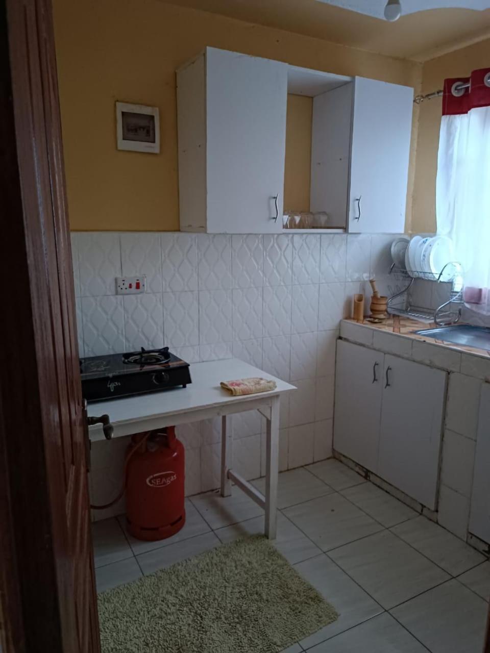 Lukemanbnb Park Road Voi Екстериор снимка