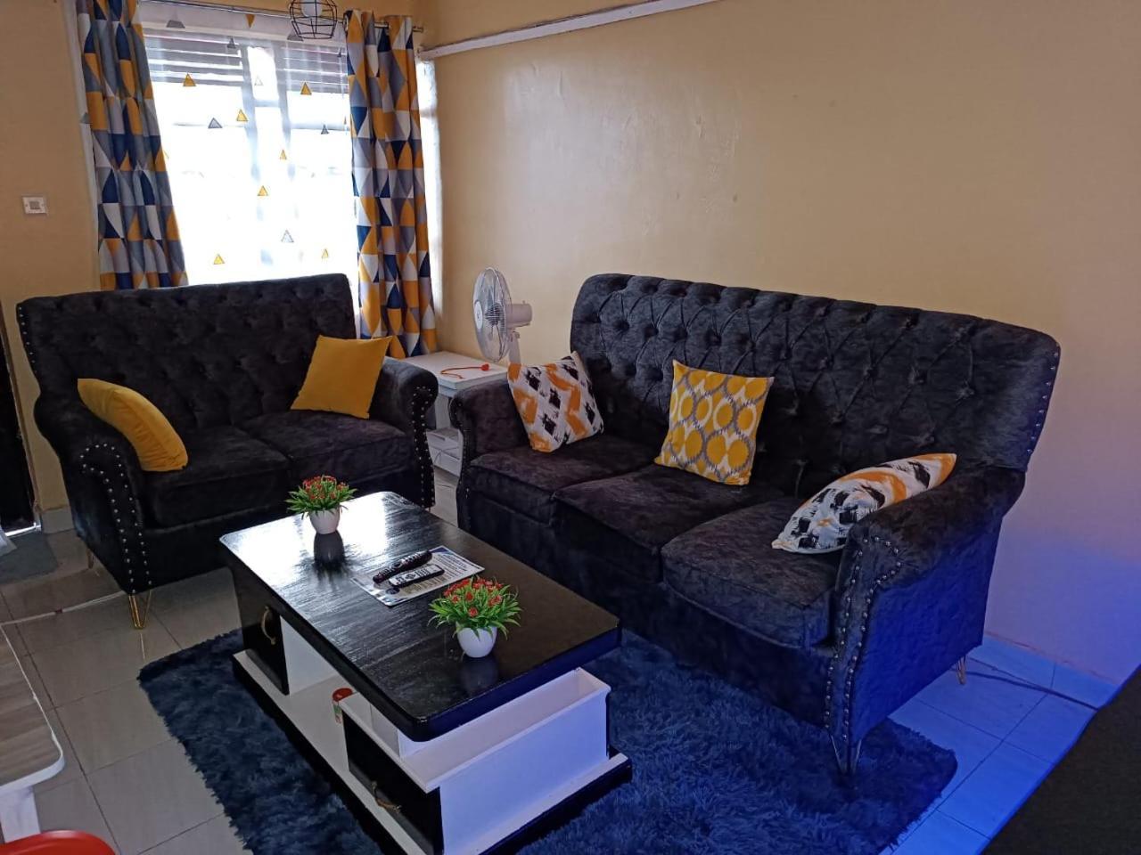 Lukemanbnb Park Road Voi Екстериор снимка