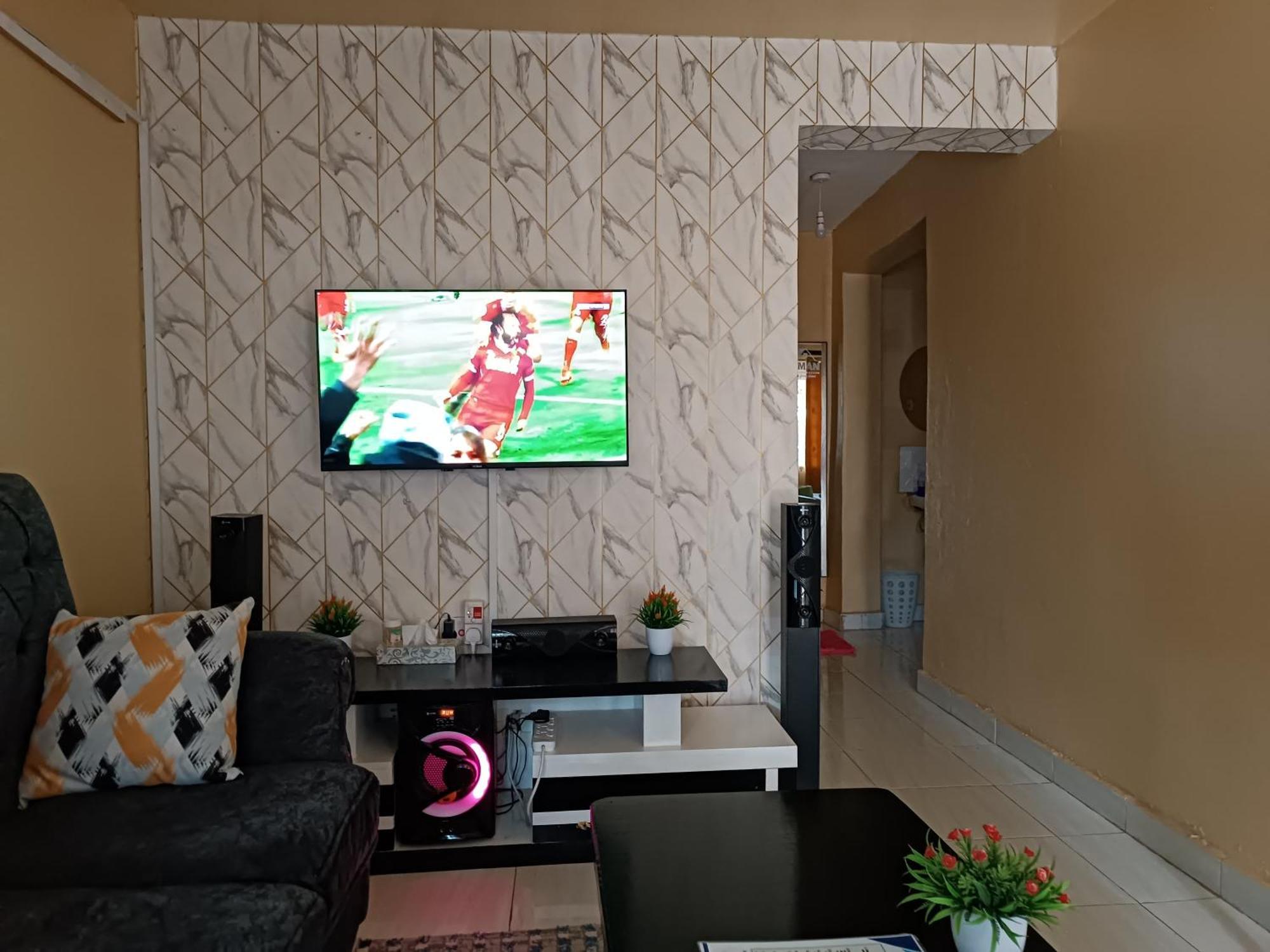 Lukemanbnb Park Road Voi Екстериор снимка